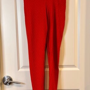 Red Honeycomb Textured Booty Lift High Waisted Leggings - Size L